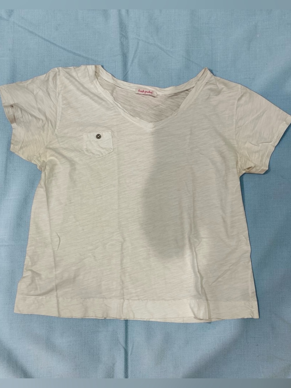 fresh produce White V-Neck Short Sleeve Pocket Tee